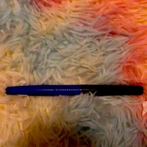 Blue marker